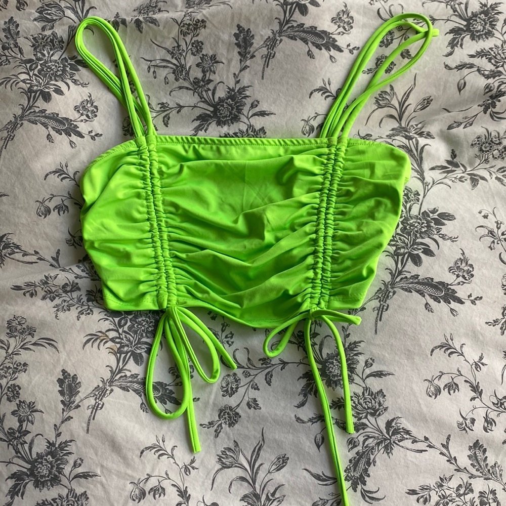 Lime neon green ruched lace up spandex spaghetti strap crop top 💚 festival/rave